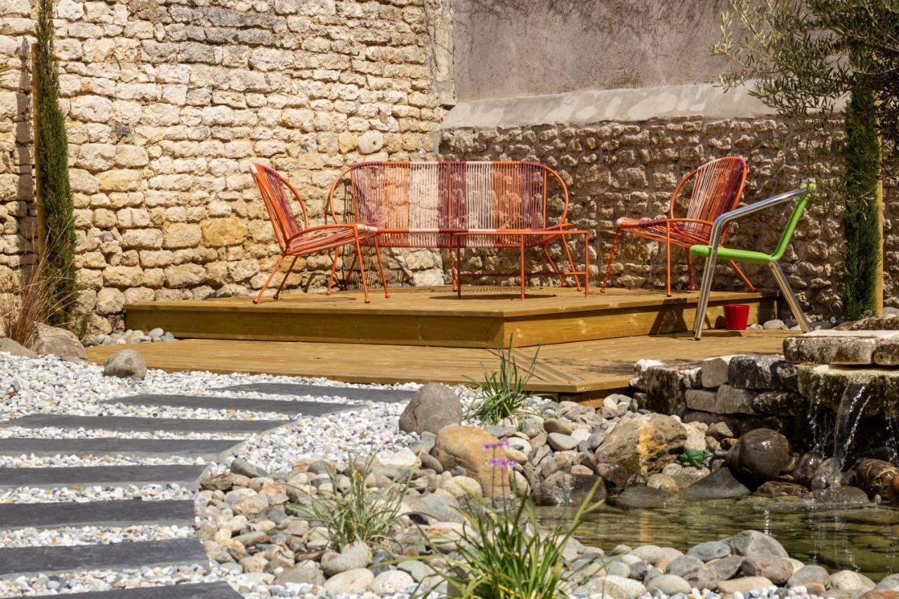 Cit'Hotel Le Commerce Saujon Bagian luar foto